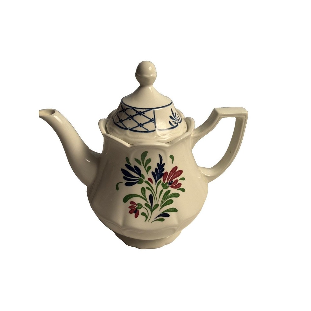 1980s Johnson Brothers ENGLAND Provincial Scalloped 9" Ironstone Tea Pot